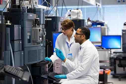 Pharmaceutical machinery